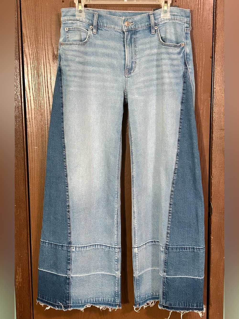 NWT AE Dreamy Drape Low-Rise Baggy Ultra Wide Leg Jean